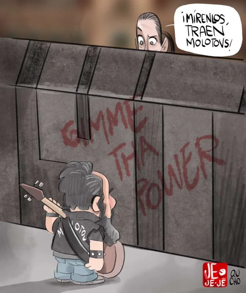 Qucho Monero dedica su cartón a Molotov