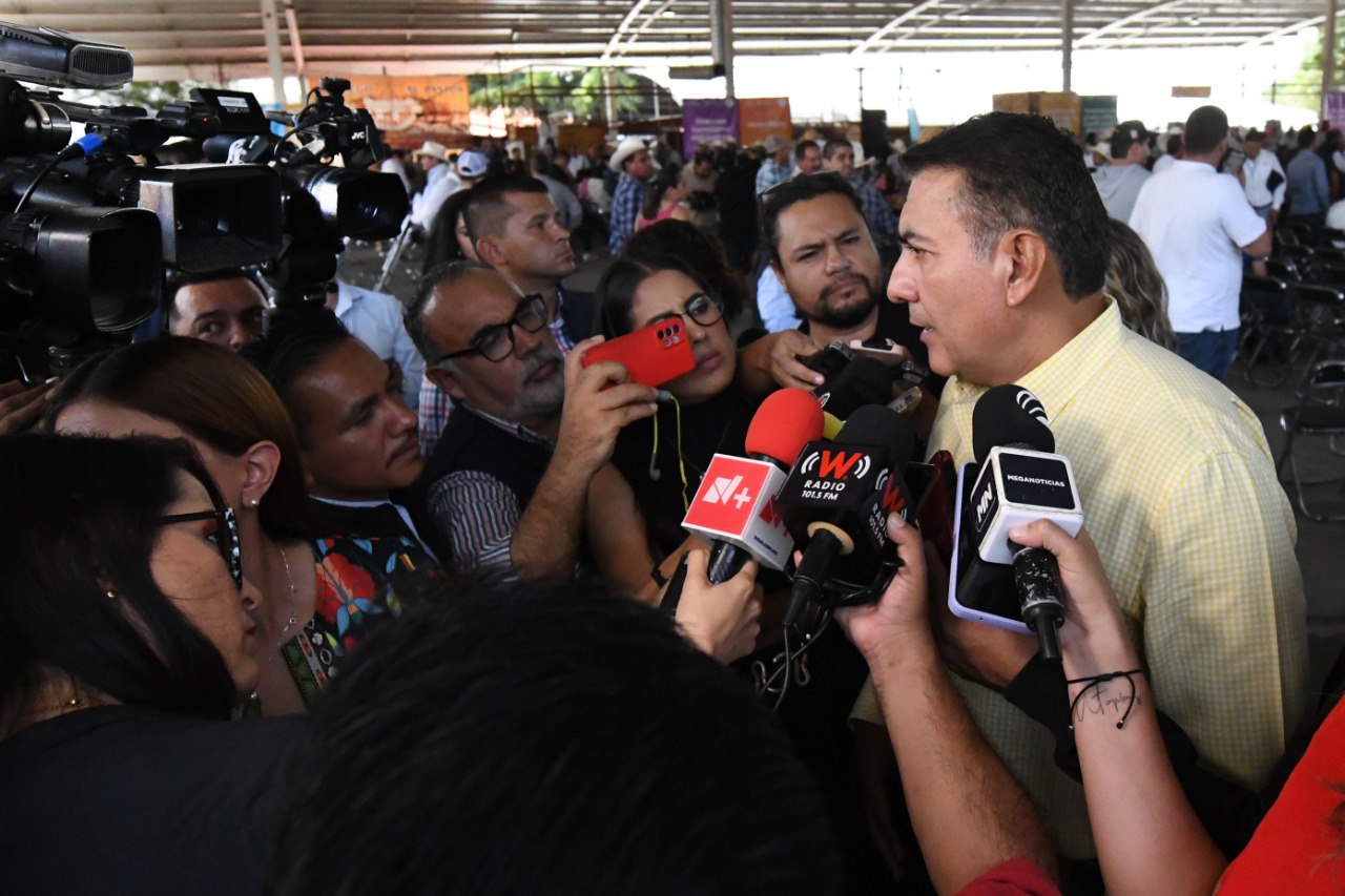 El alcalde de Tlajomulco, Salvador Zamora Zamora, declaró esta mañana su interés de ser el candidato de Movimiento Ciudadano a la alcaldía de Guadalajara