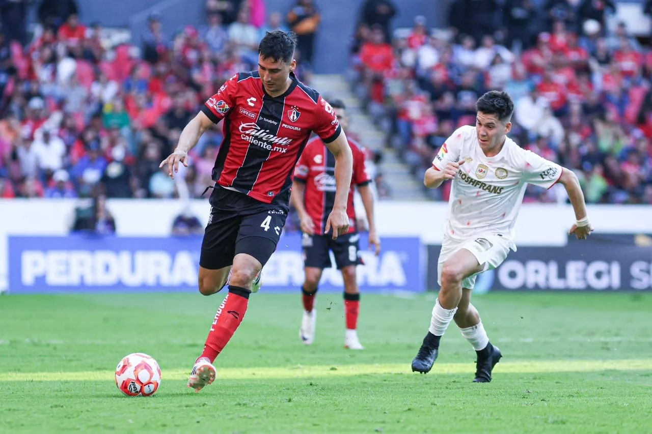 Los Rojinegros visitan el Nemesio Diez a las 19:00 horas