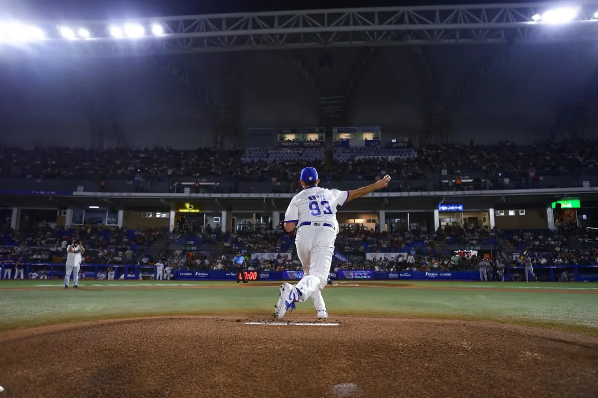 Blanquean Charros a Acereros en juego inaugural