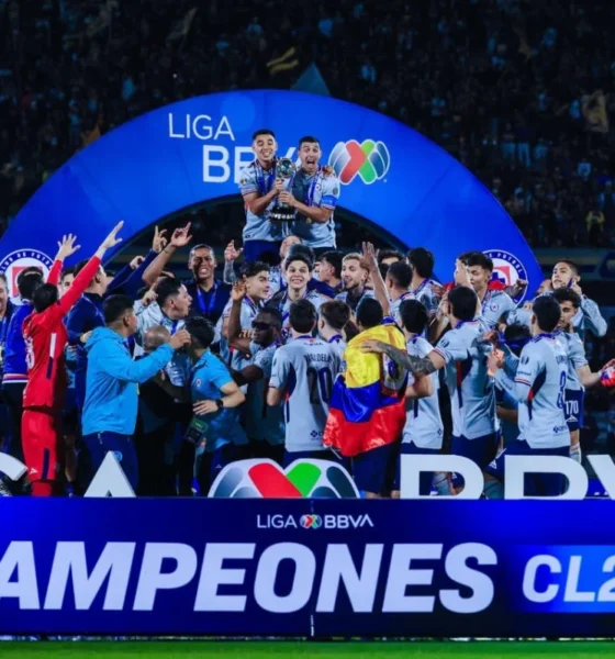 Cruz Azul se corona campeón con gol de último minuto en el Olímpico Universitario