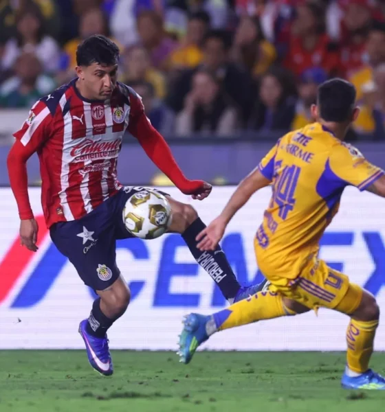 Tigres se impone 3-1 a Chivas en la Ida