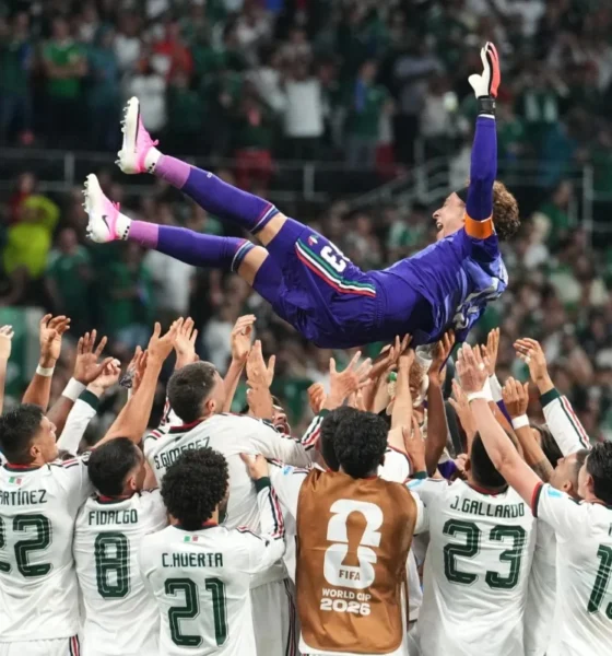 México sella una fase de grupos perfecta y se cita con la gloria