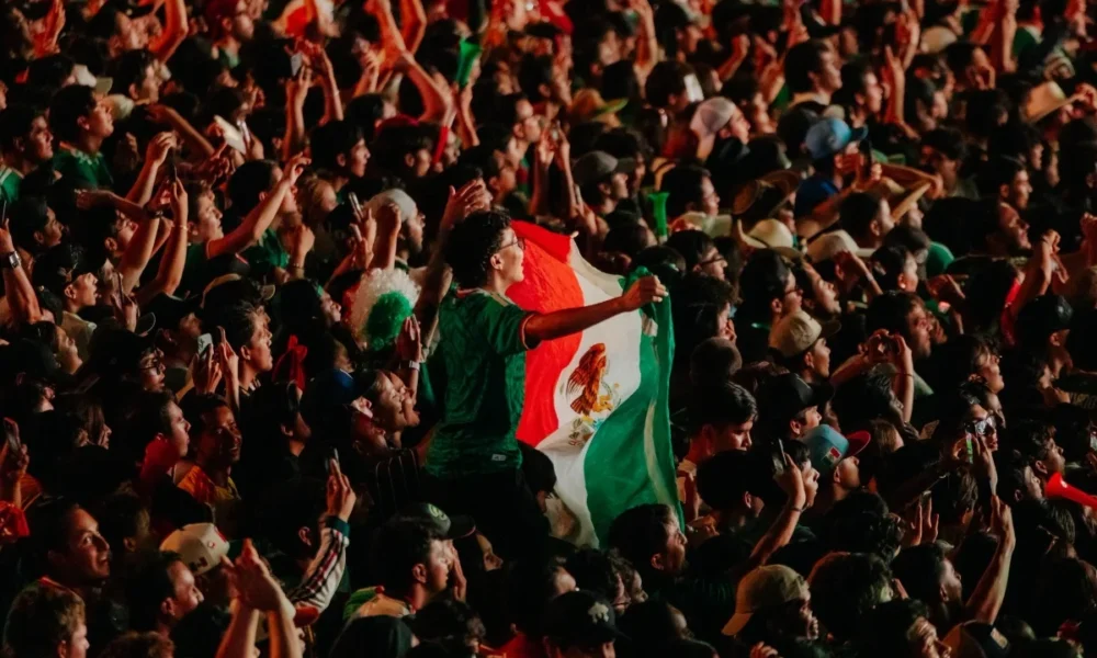Noche de gloria tricolor y México doblega a Ecuador y pone rumbo a Octavos