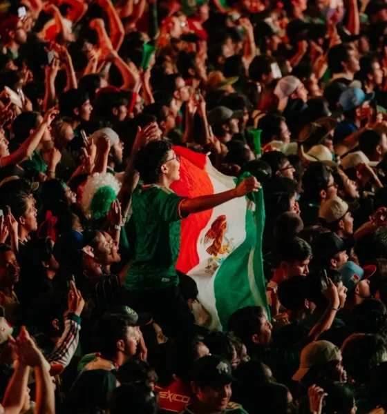 Noche de gloria tricolor y México doblega a Ecuador y pone rumbo a Octavos