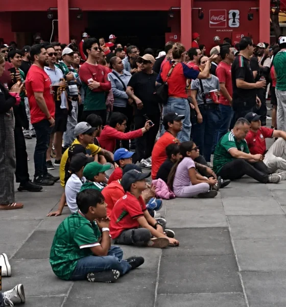 Se hacen la pinta para ver al "Bicho"