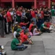 Se hacen la pinta para ver al "Bicho"