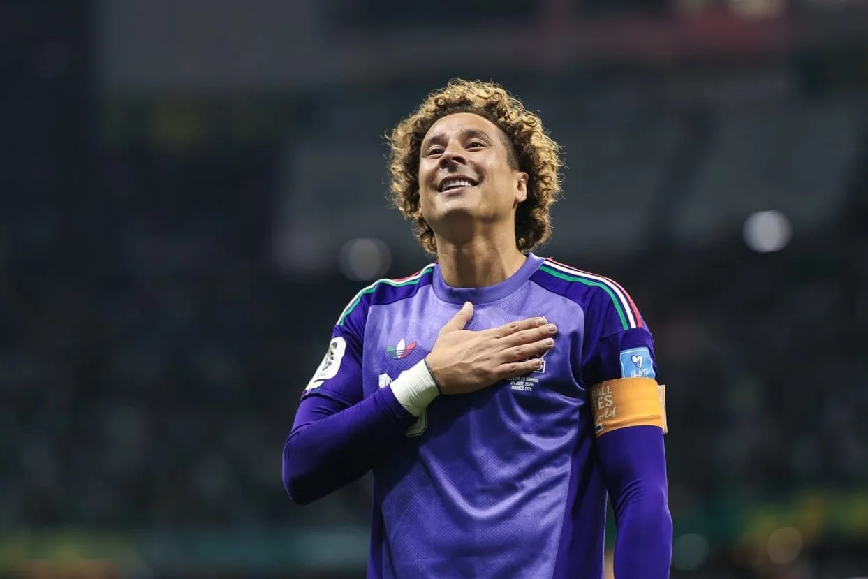 Guillermo Ochoa anuncia su retiro del fútbol profesional a los 41 años