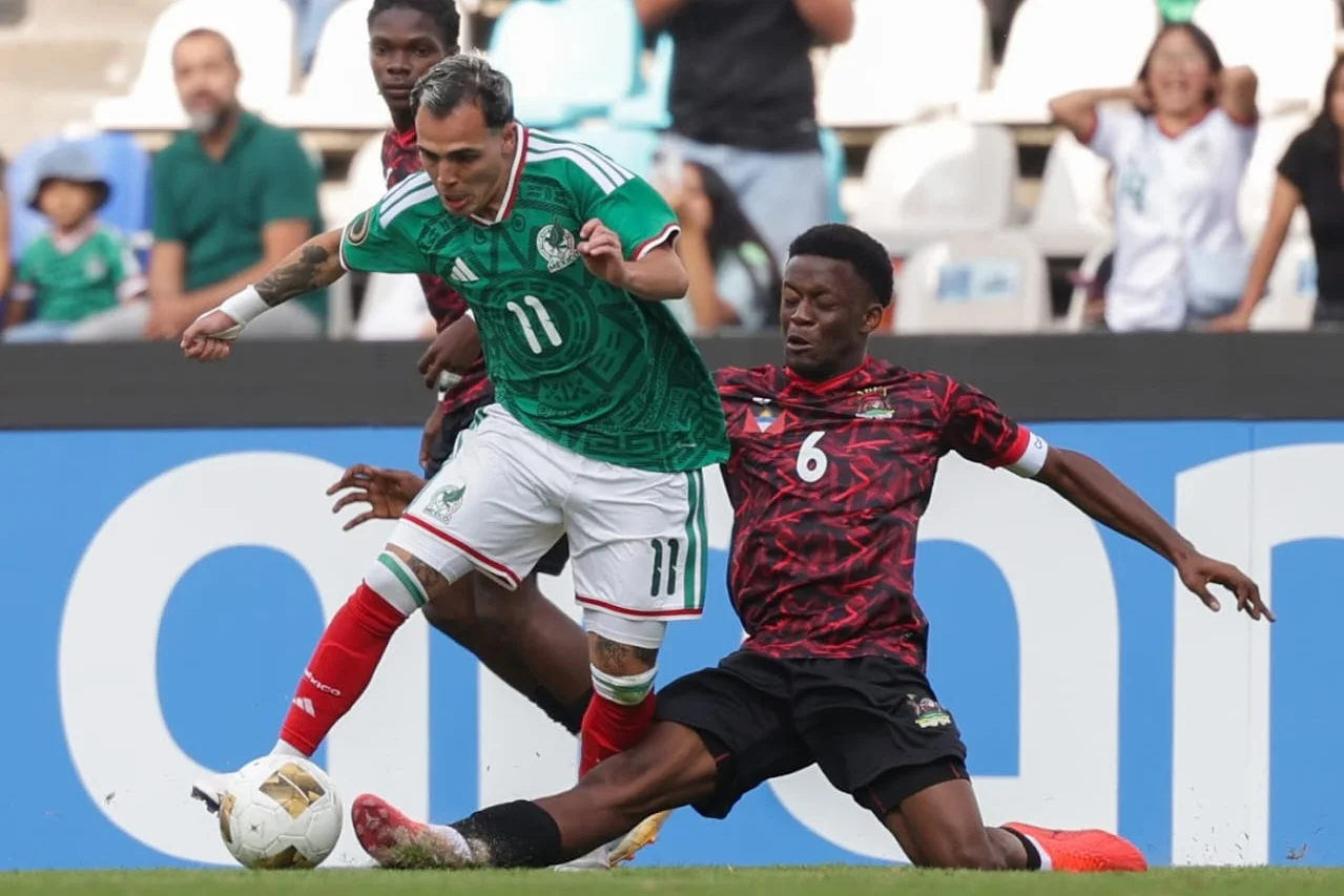 México y Costa Rica se disputan la cima del Grupo B