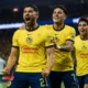 Jugadores del Club América celebran uno de los goles anotados durante la victoria 3-0 sobre Santos Laguna en el Estadio Banorte.