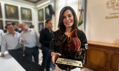 Autoridades de Guadalajara presentan la Carrera del Bombero 10K que saldrá de La Minerva.