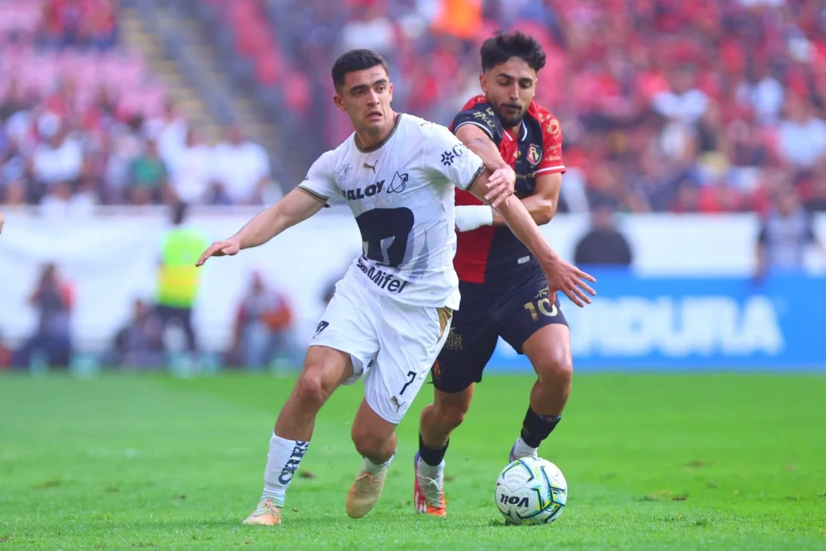 Atlas y Pumas dividen unidades en un duelo accidentado en el Jalisco
