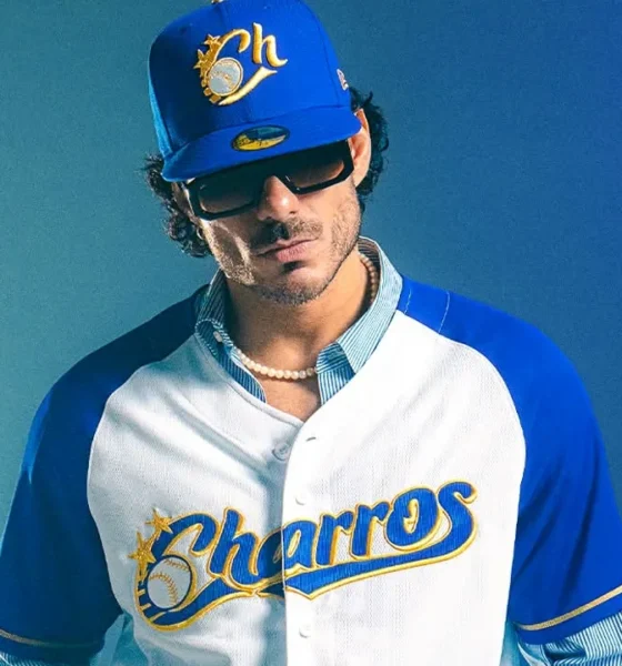 Uniforme de Charros de Jalisco en homenaje a Fernando Valenzuela para la temporada 2026-27