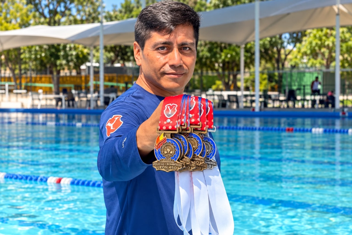 Eduardo Sánchez gana siete medallas de natación en los Juegos Latinoamericanos de Policías y Bomberos 2026