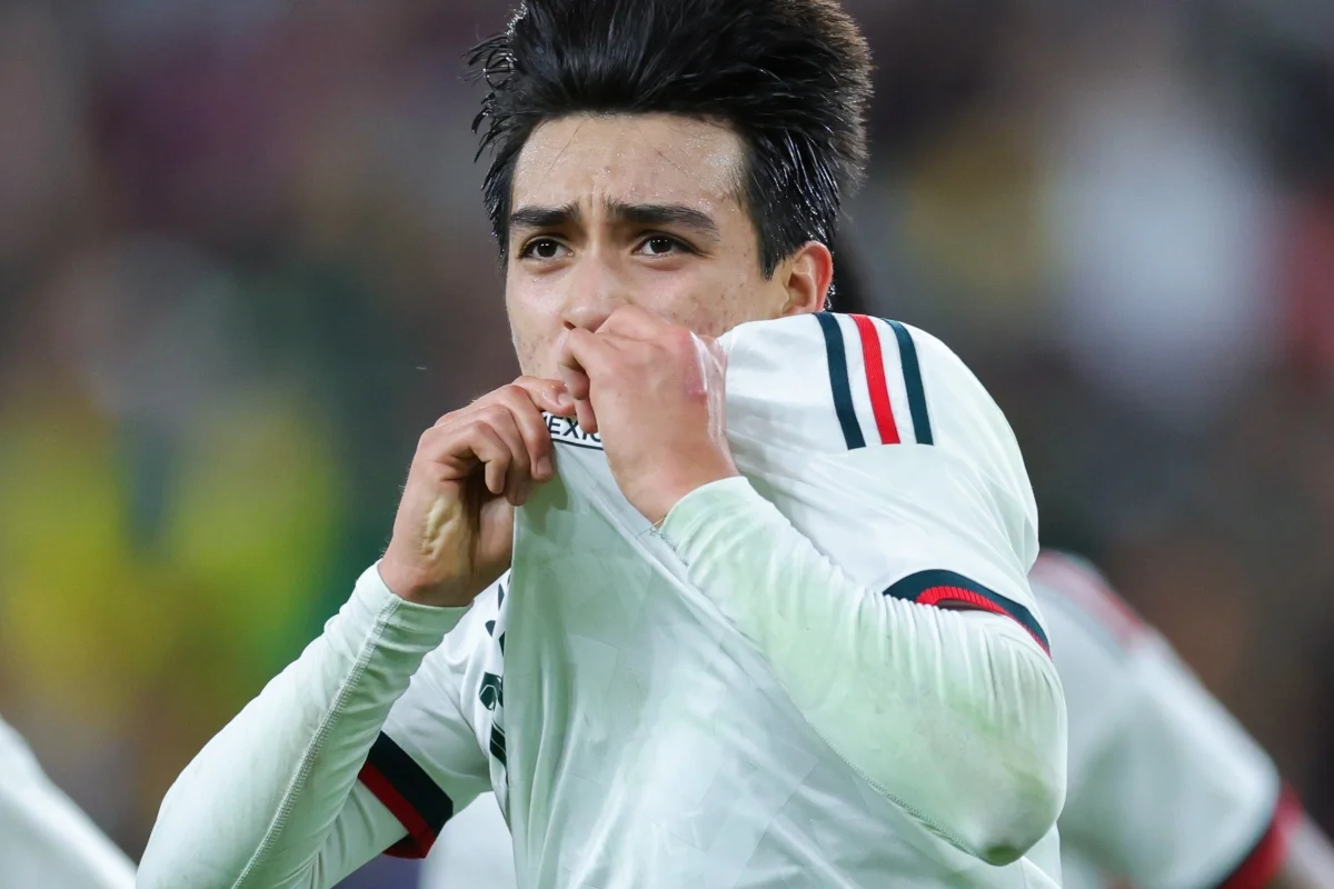 ¡Feliz cumpleaños, Gilberto Mora! A los 18 años se abre la puerta de Europa