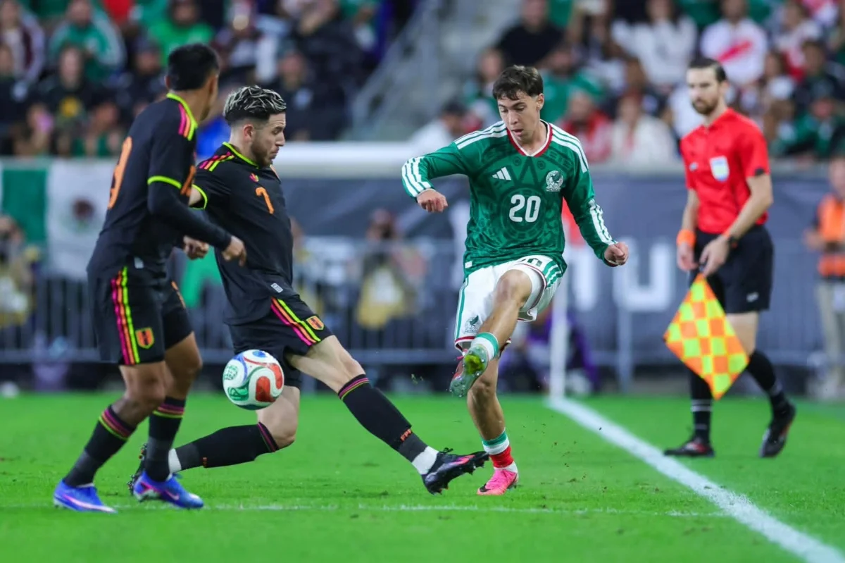 México enfrenta a Estados Unidos en el Clásico de la Concacaf